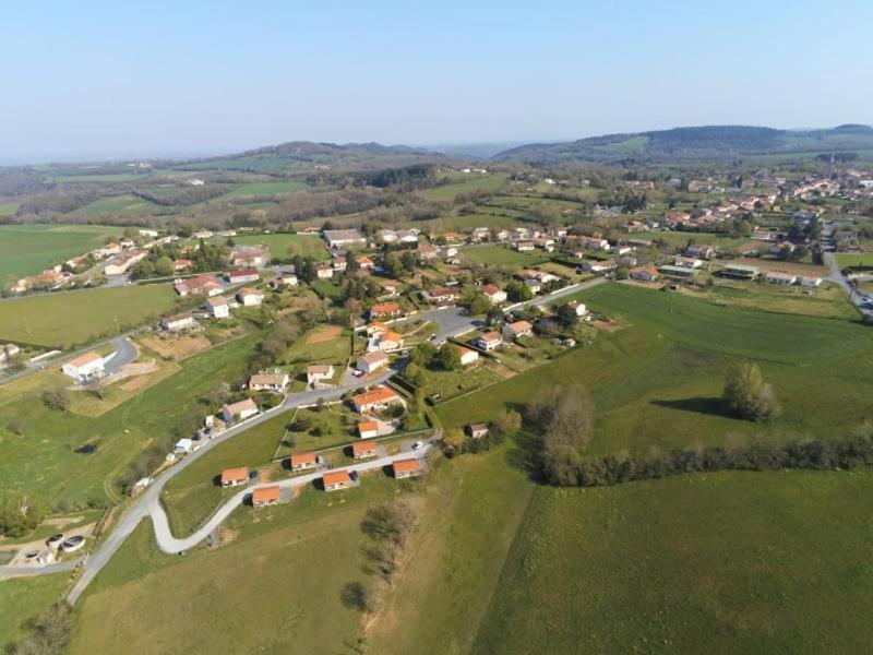 Les Chalets D Hermine Montredon-Labessonnie ภายนอก รูปภาพ